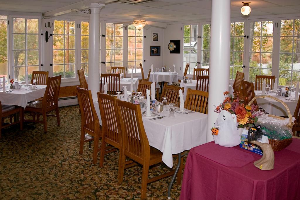 Inn At Starlight Lake & Restaurant Exterior foto