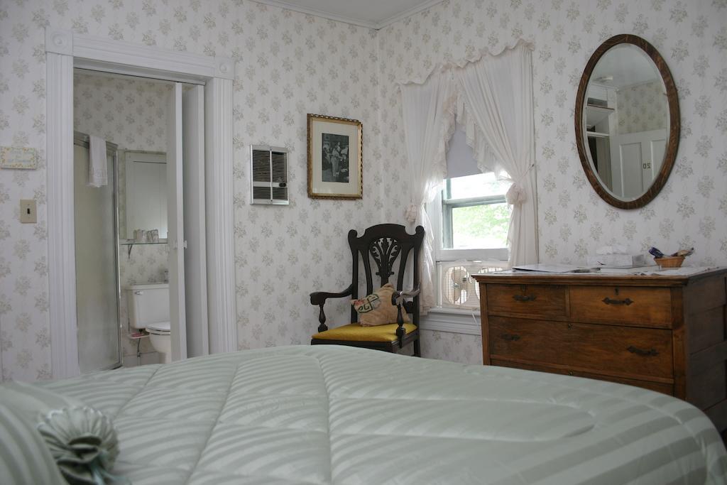 Inn At Starlight Lake & Restaurant Habitación foto