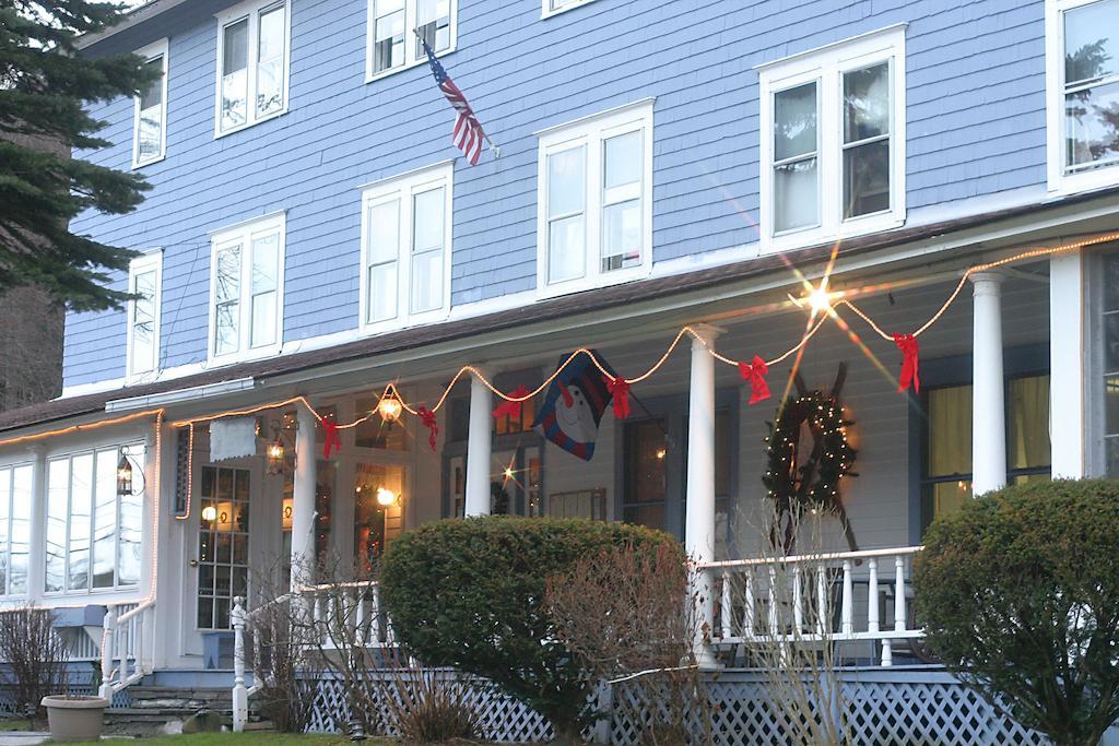 Inn At Starlight Lake & Restaurant Exterior foto